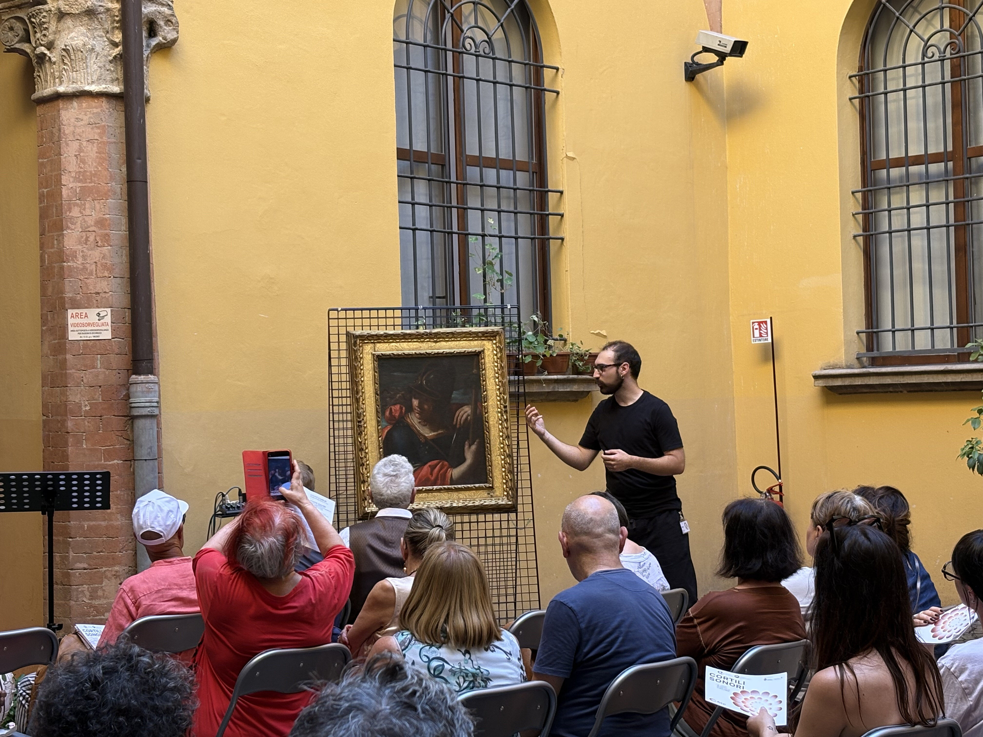 cortile giacomo.jpeg