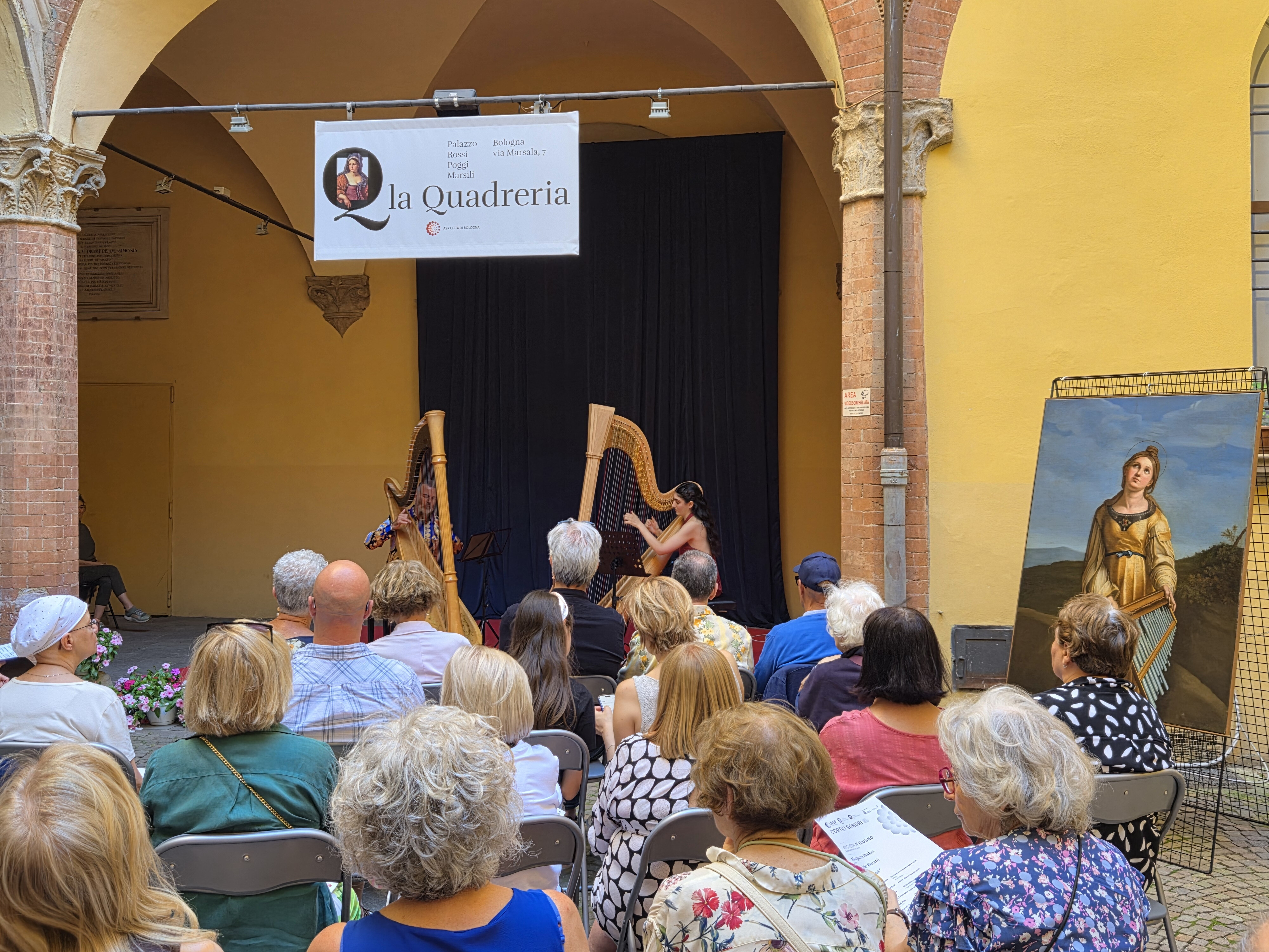 cortile 2.jpg
